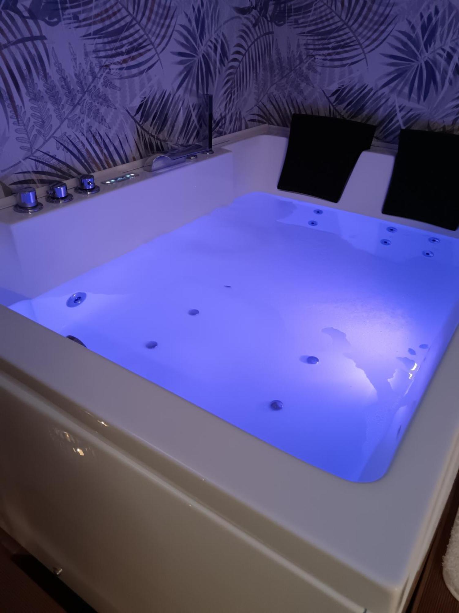 Casa Petri Home Spa Palermo Luaran gambar