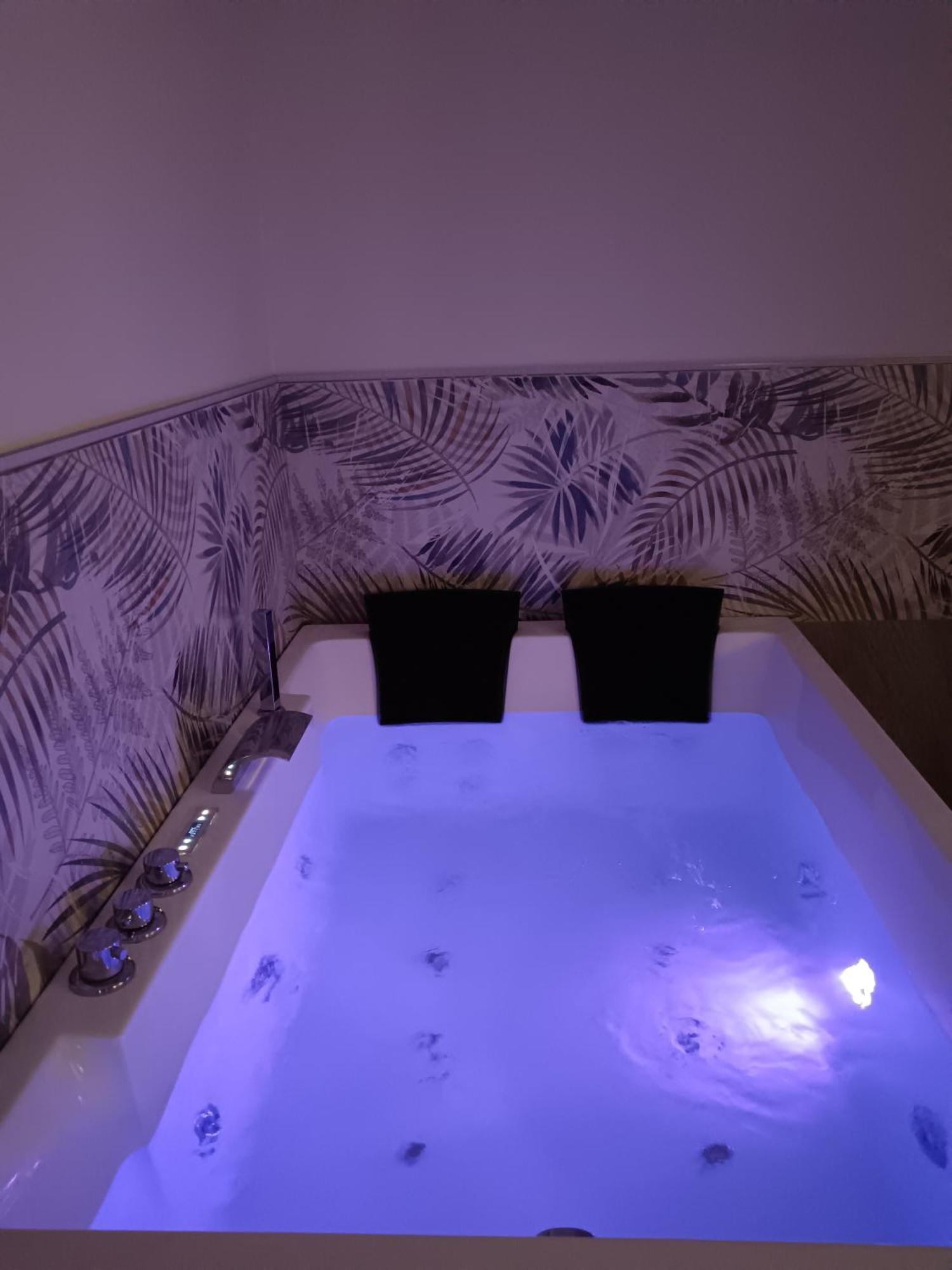 Casa Petri Home Spa Palermo Luaran gambar